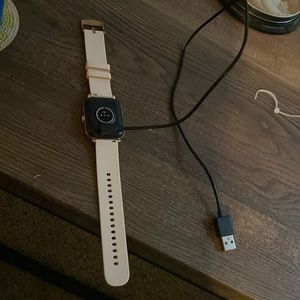 Are there alternative Apple Watch?